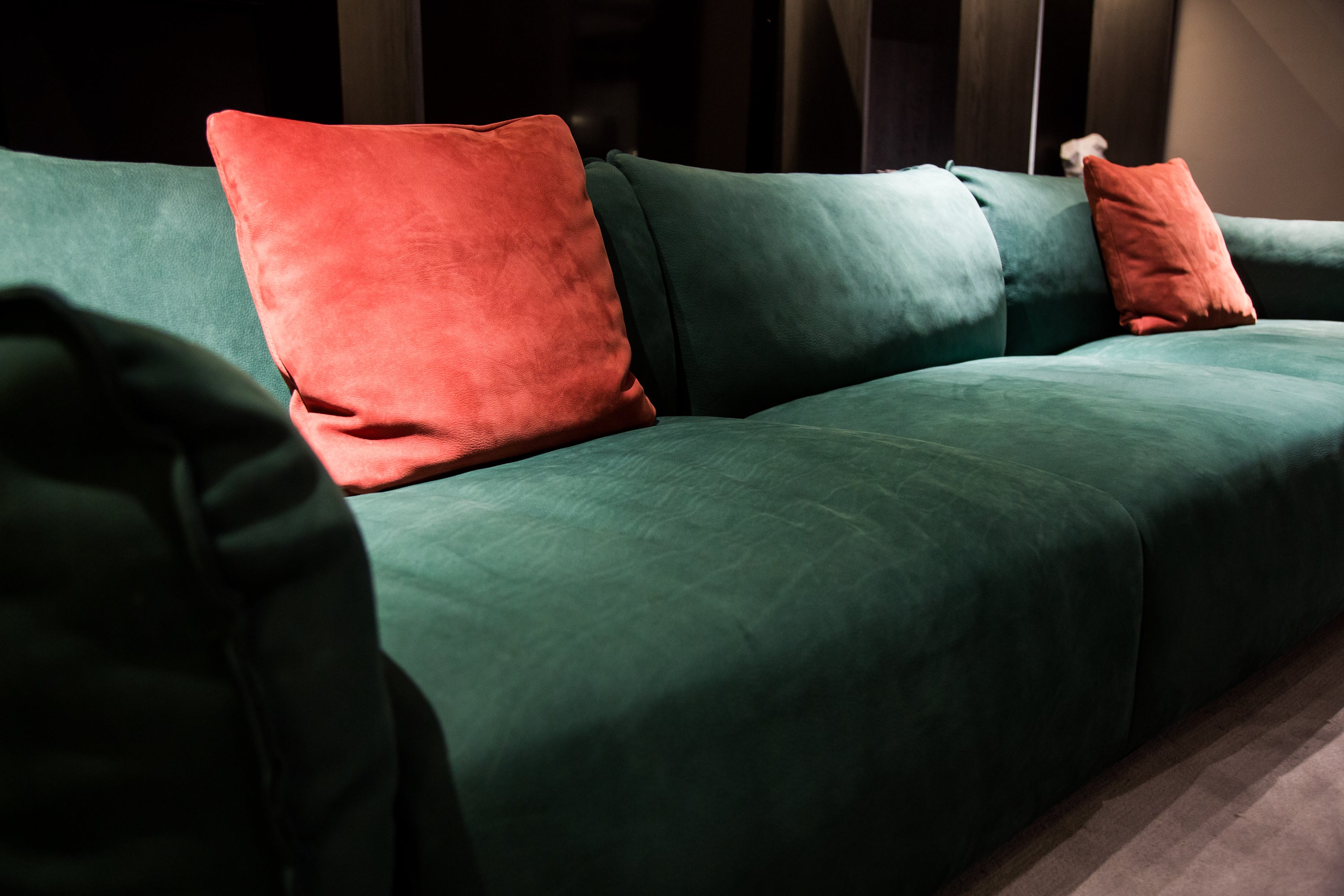 Italian minimalist green and orange leather sofa VJ1-1907 sofa DD