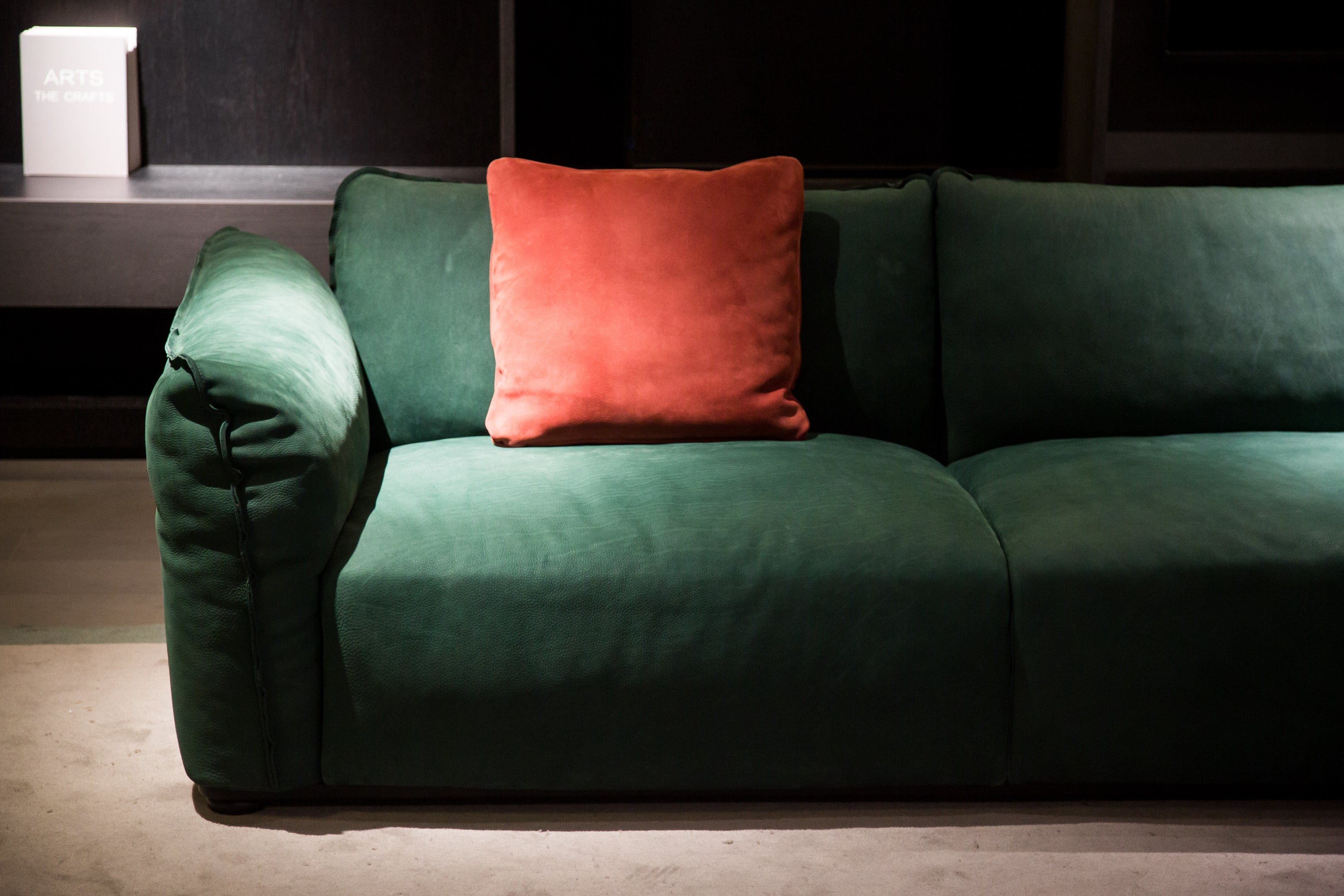 Italian minimalist green and orange leather sofa VJ1-1907 sofa DD