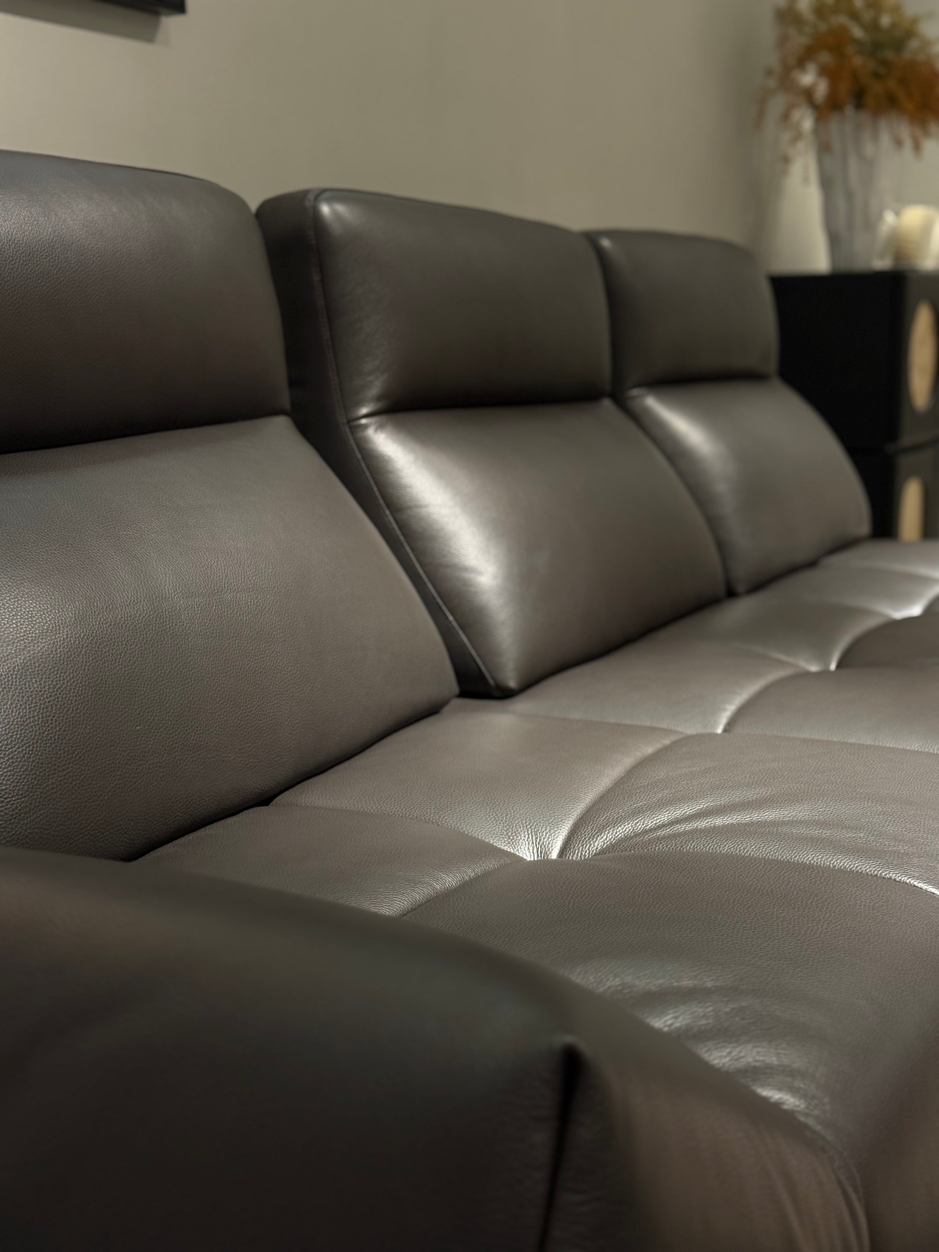 VJ2-2413  Combination Sofa  Comfortable and soft to sit on - Chiuchiufurniture