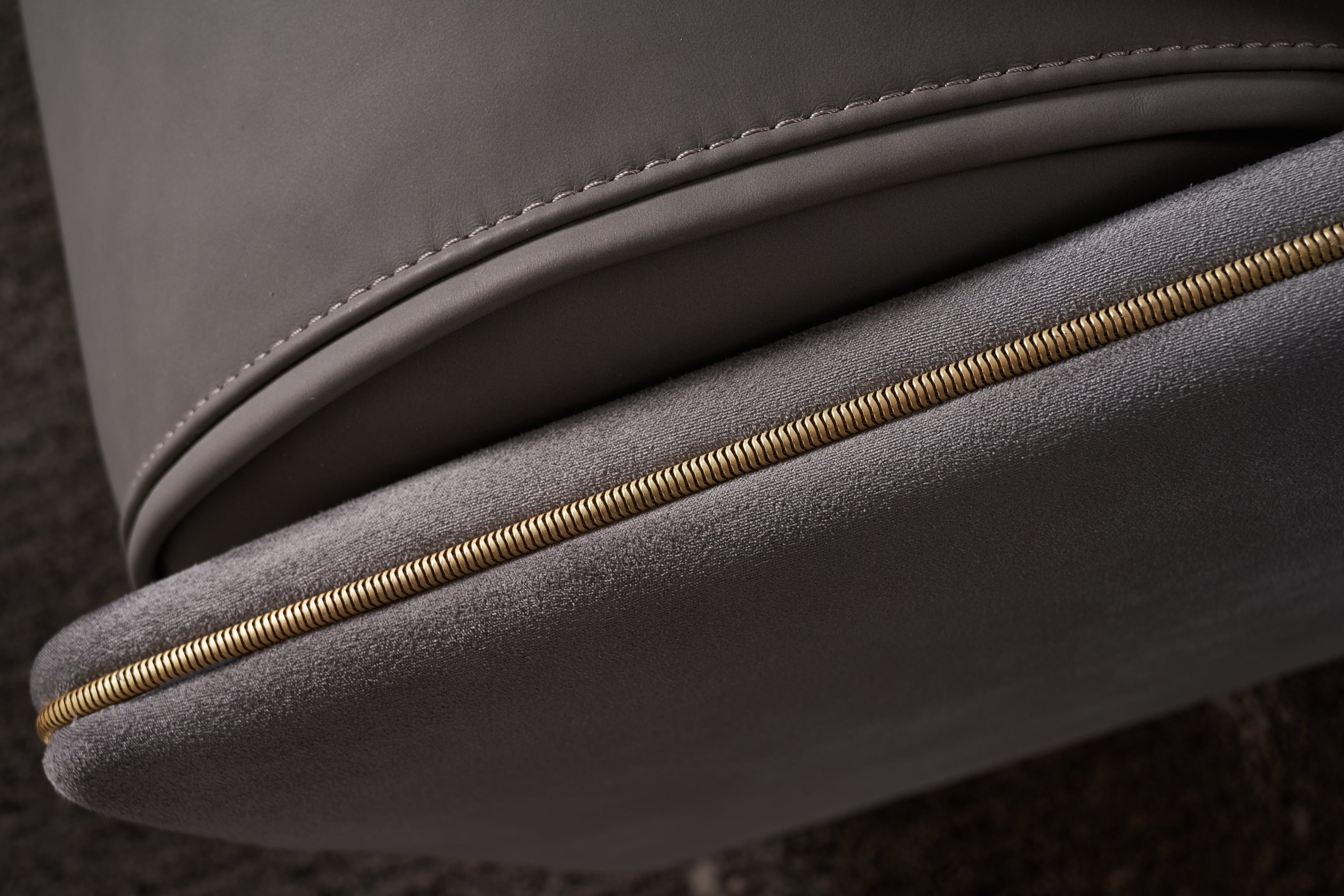 Italian minimalist A65 leather sofa simple aesthetics VJ3-2102 sofa