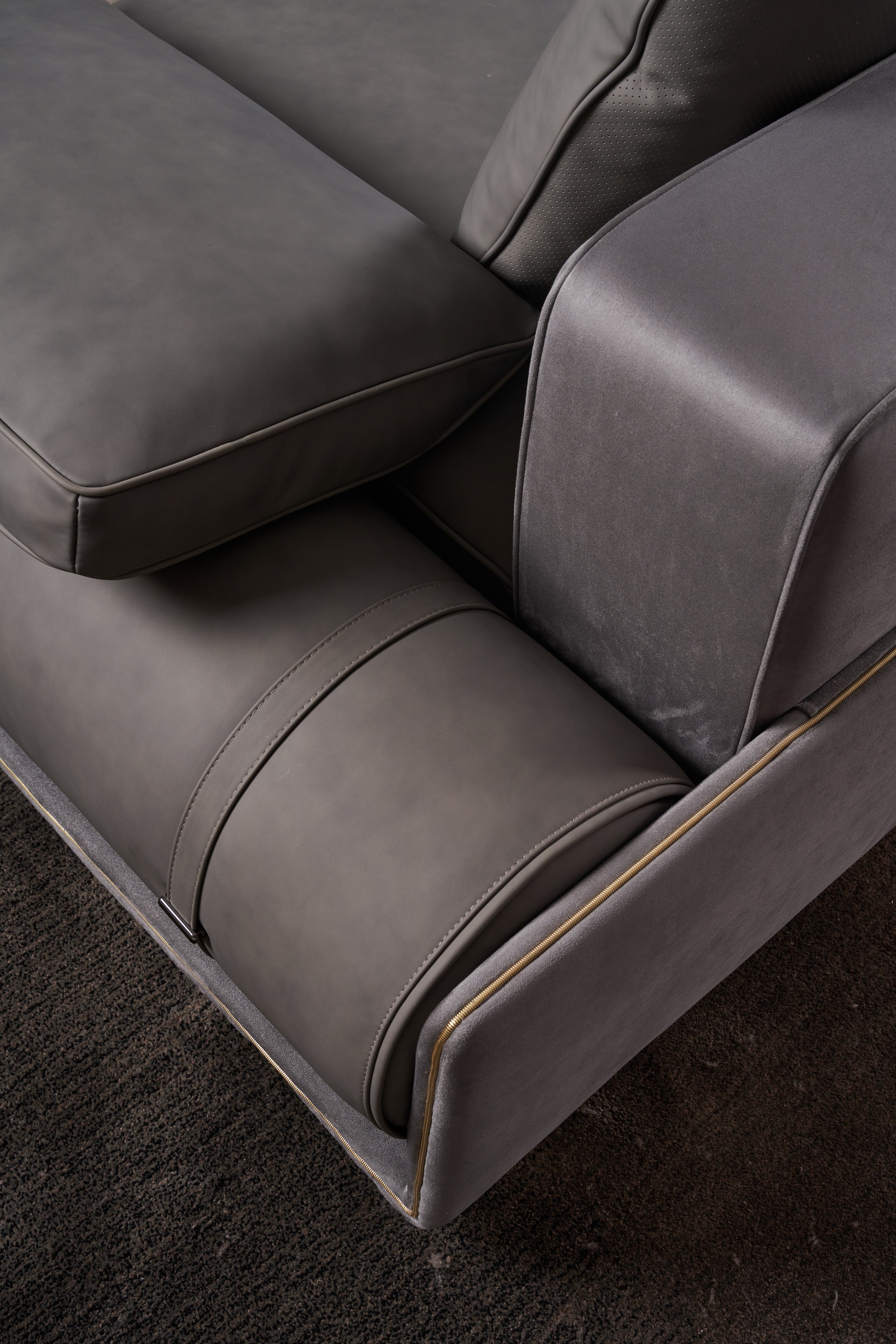 Italian minimalist A65 leather sofa simple aesthetics VJ3-2102 sofa