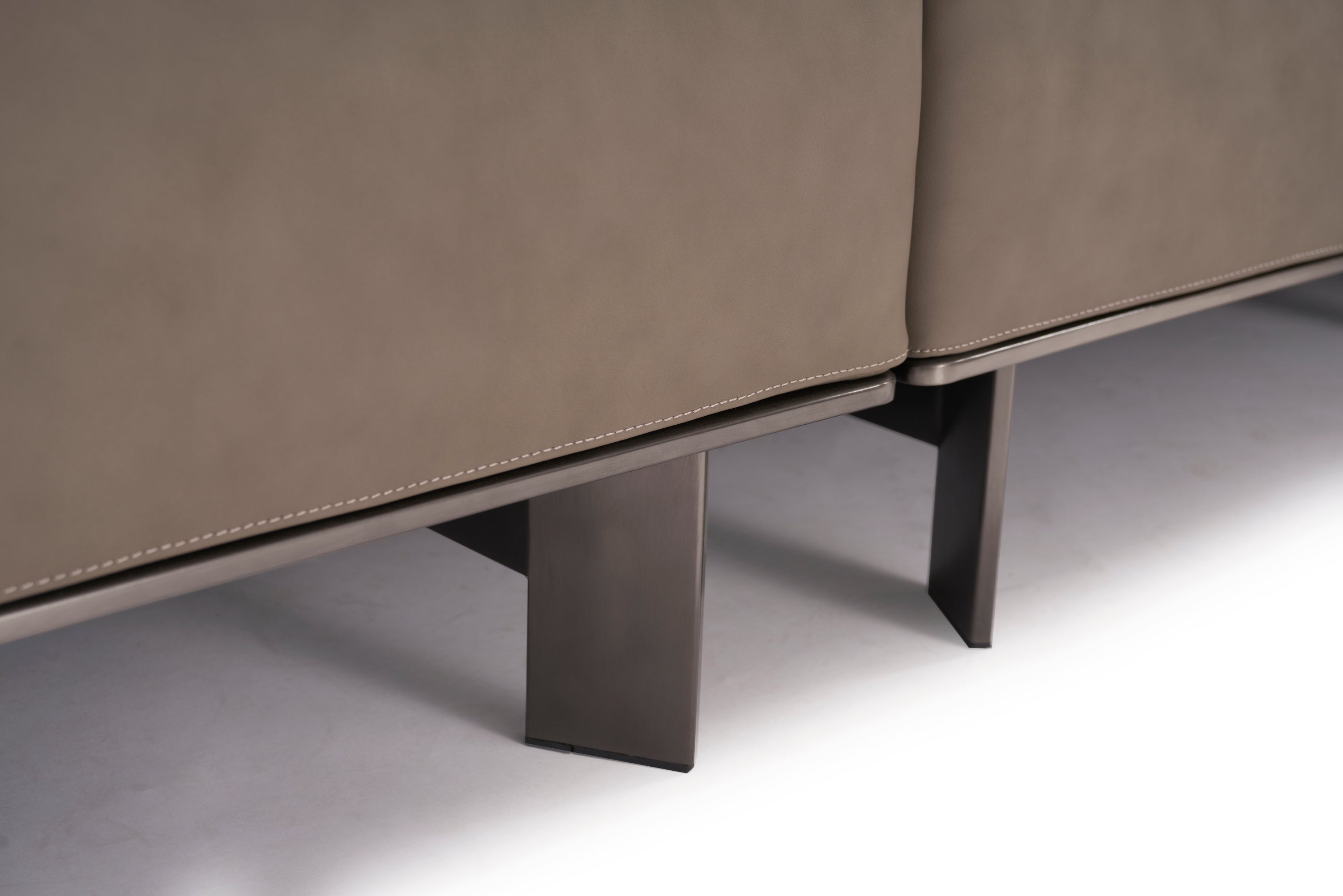 Italian Minimalist Modular VJ5-2306 Sofa VV