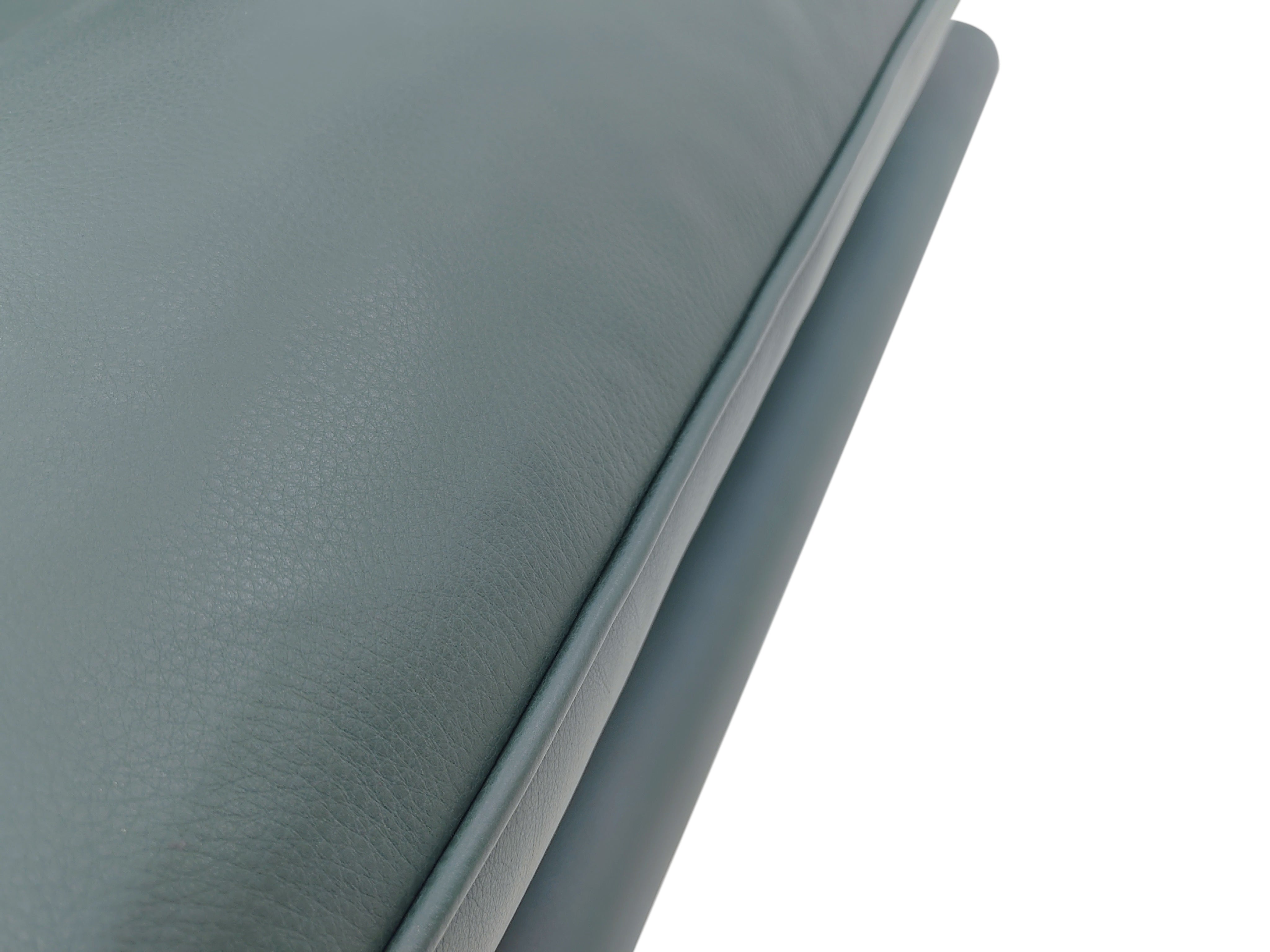 VJ6-2418  Double-arm four-seater sofa  Comfortable and soft to sit on - Chiuchiufurniture