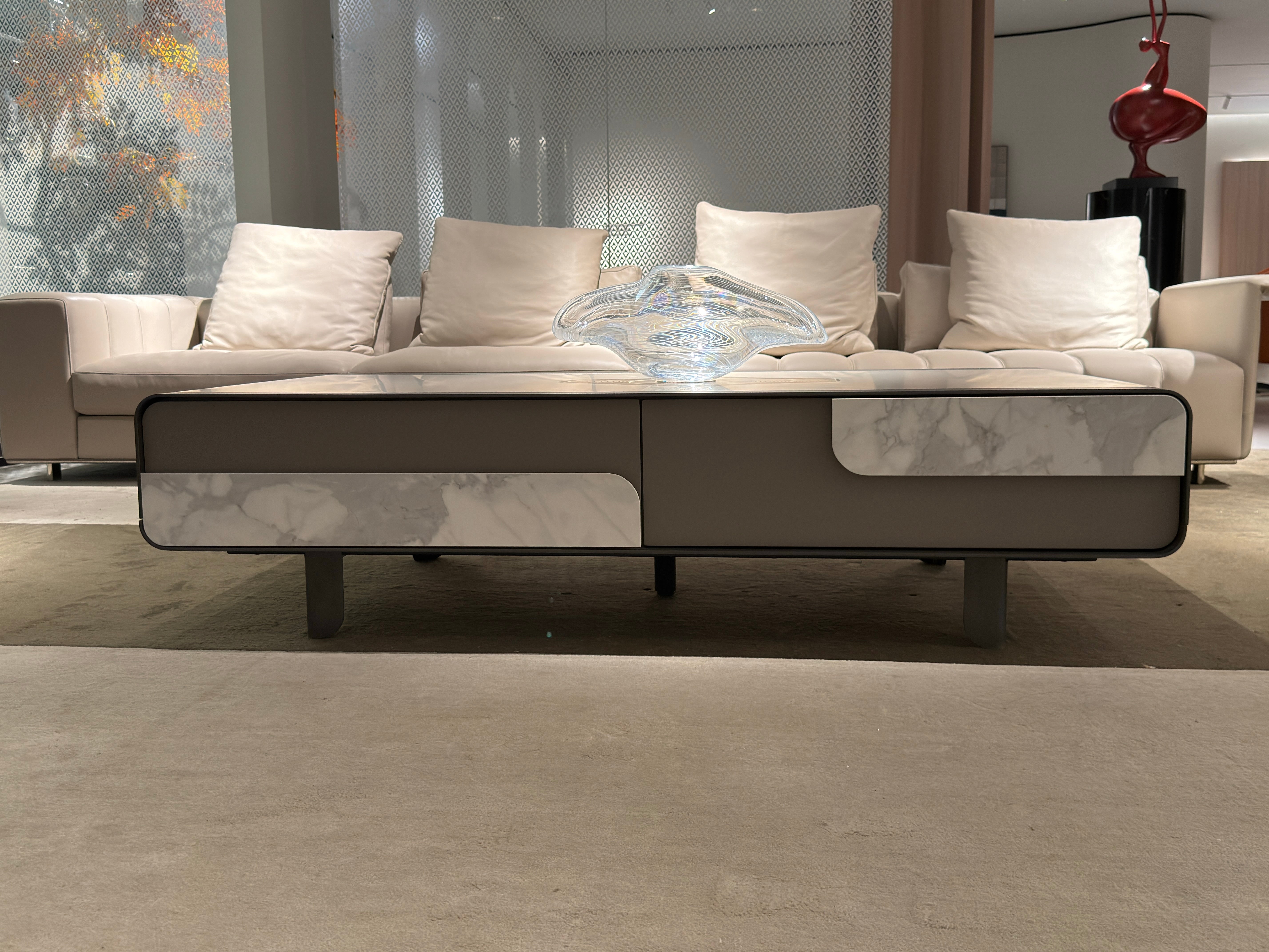 VJ6-2420  Combination Sofa  Comfortable and soft to sit on - Chiuchiufurniture