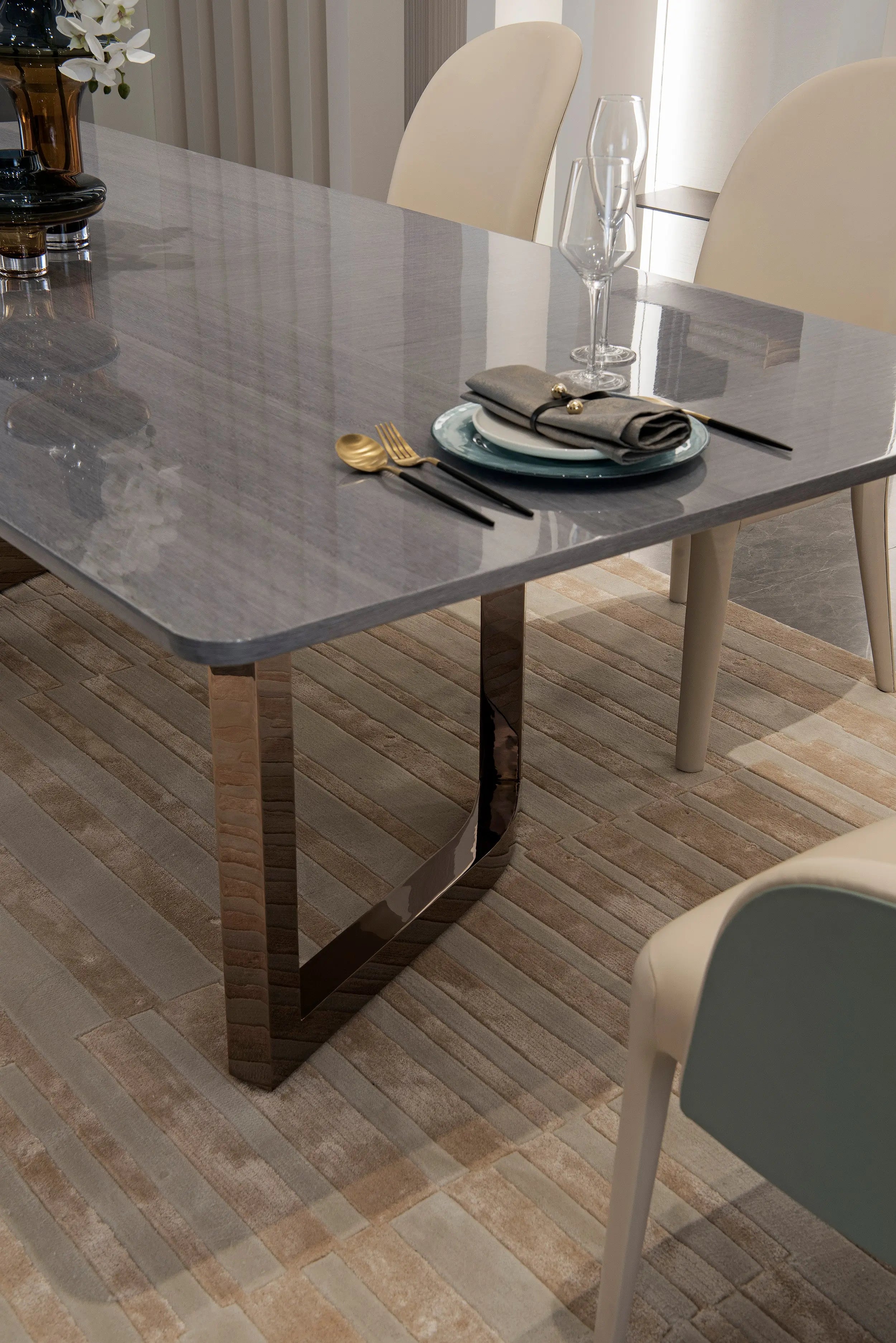 WH301D1A dining table W