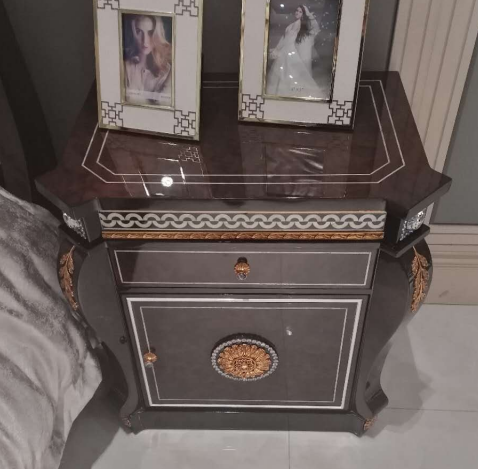 AI-2019B-31 Bedside table GD