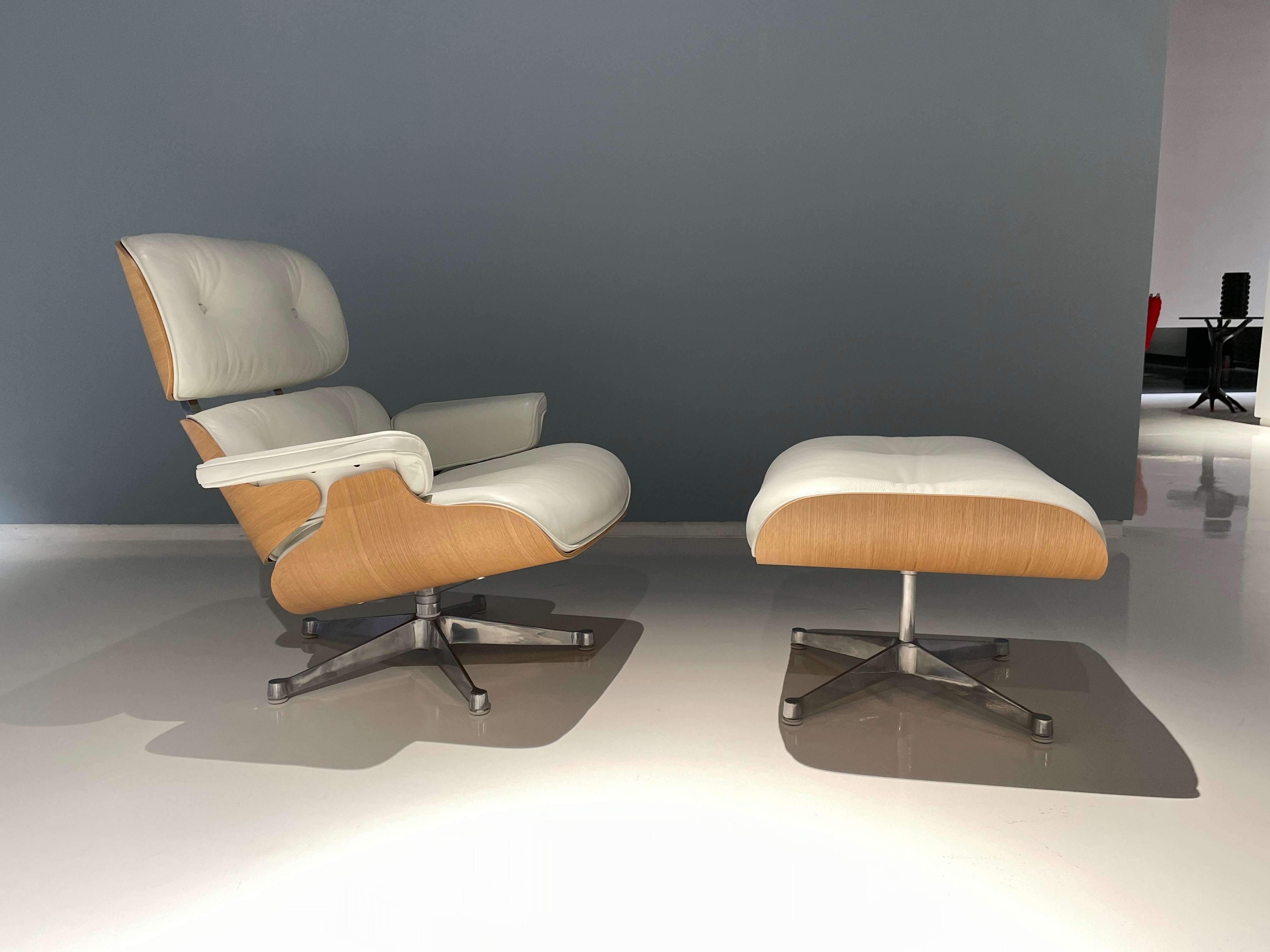 XXY-060   Eames Recliner  Leisure chair