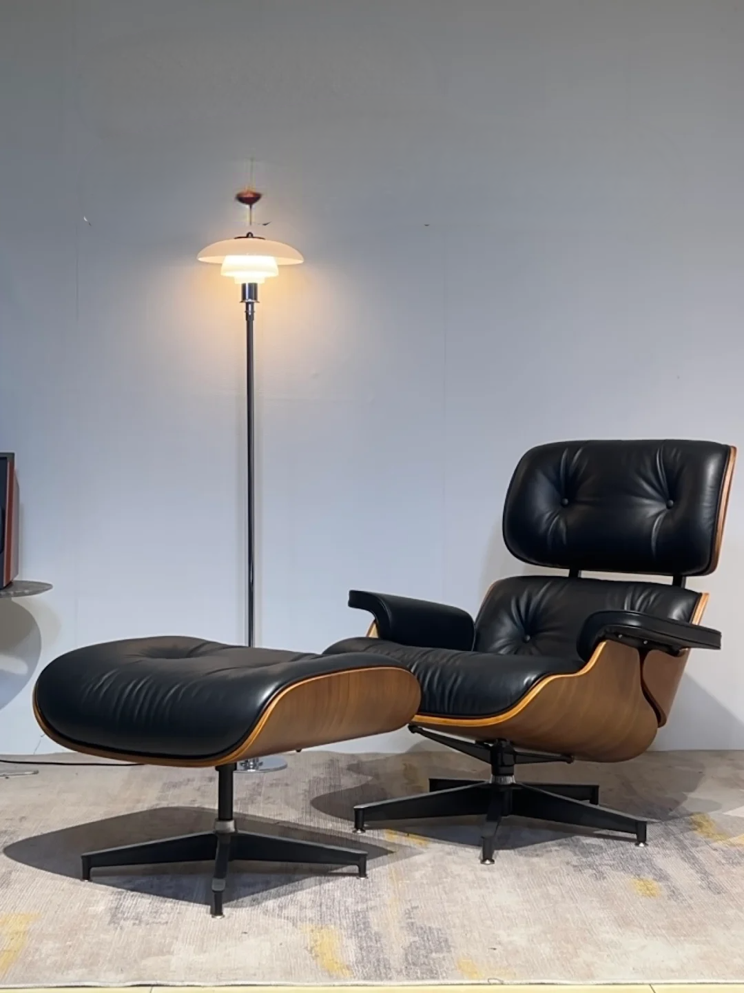 XXY-060 Eames Recliner Leisure chair