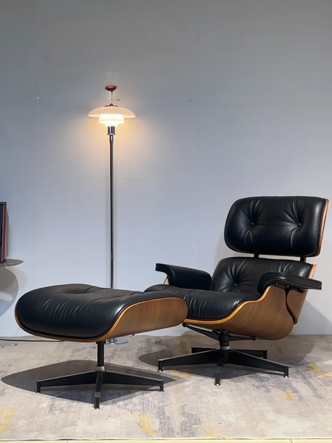 XXY-060   Eames Recliner  Leisure chair