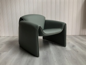 XXY-426  LE Club Lounge Chair