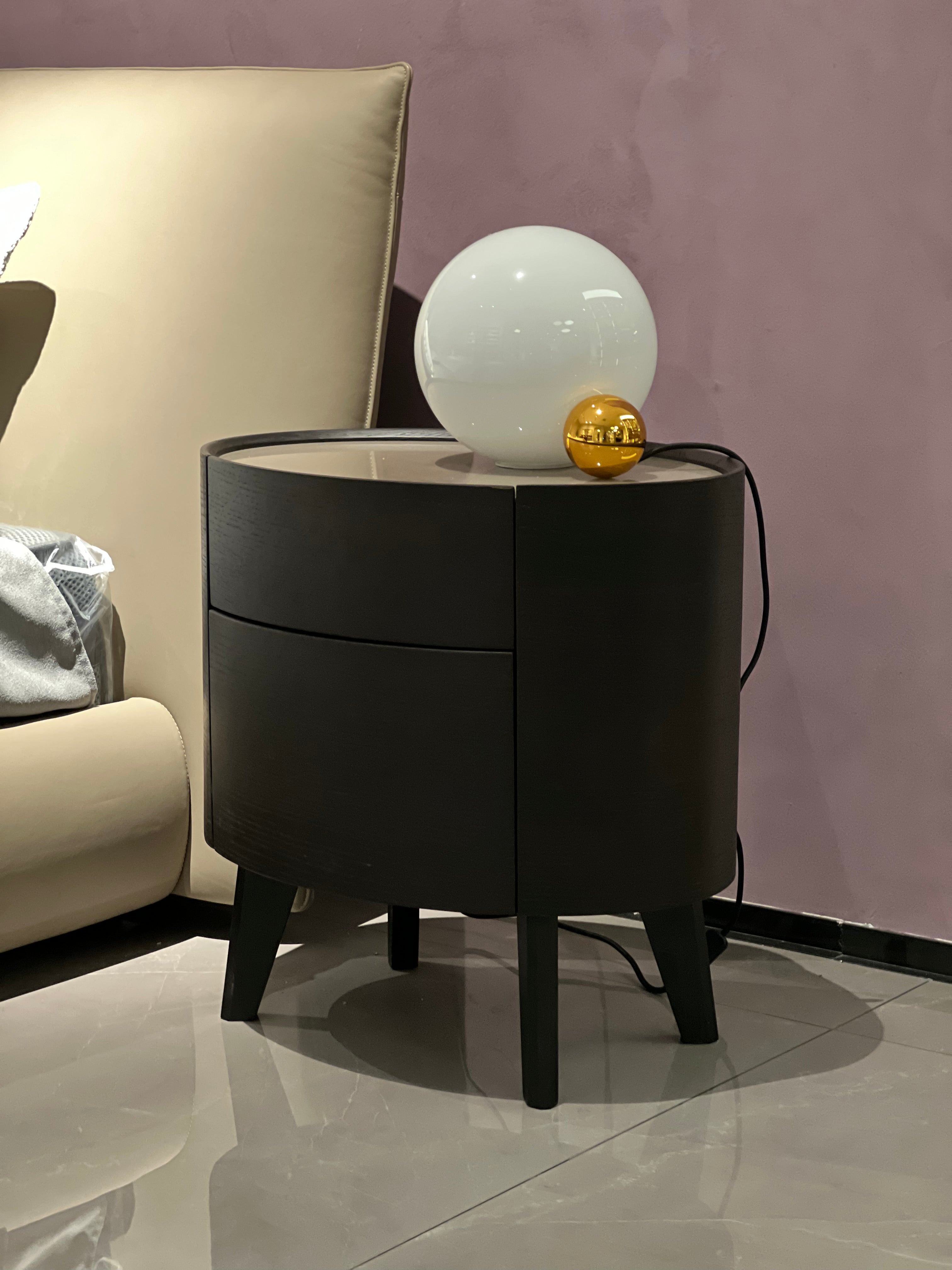 YM-B28 Minimalism Bedside table