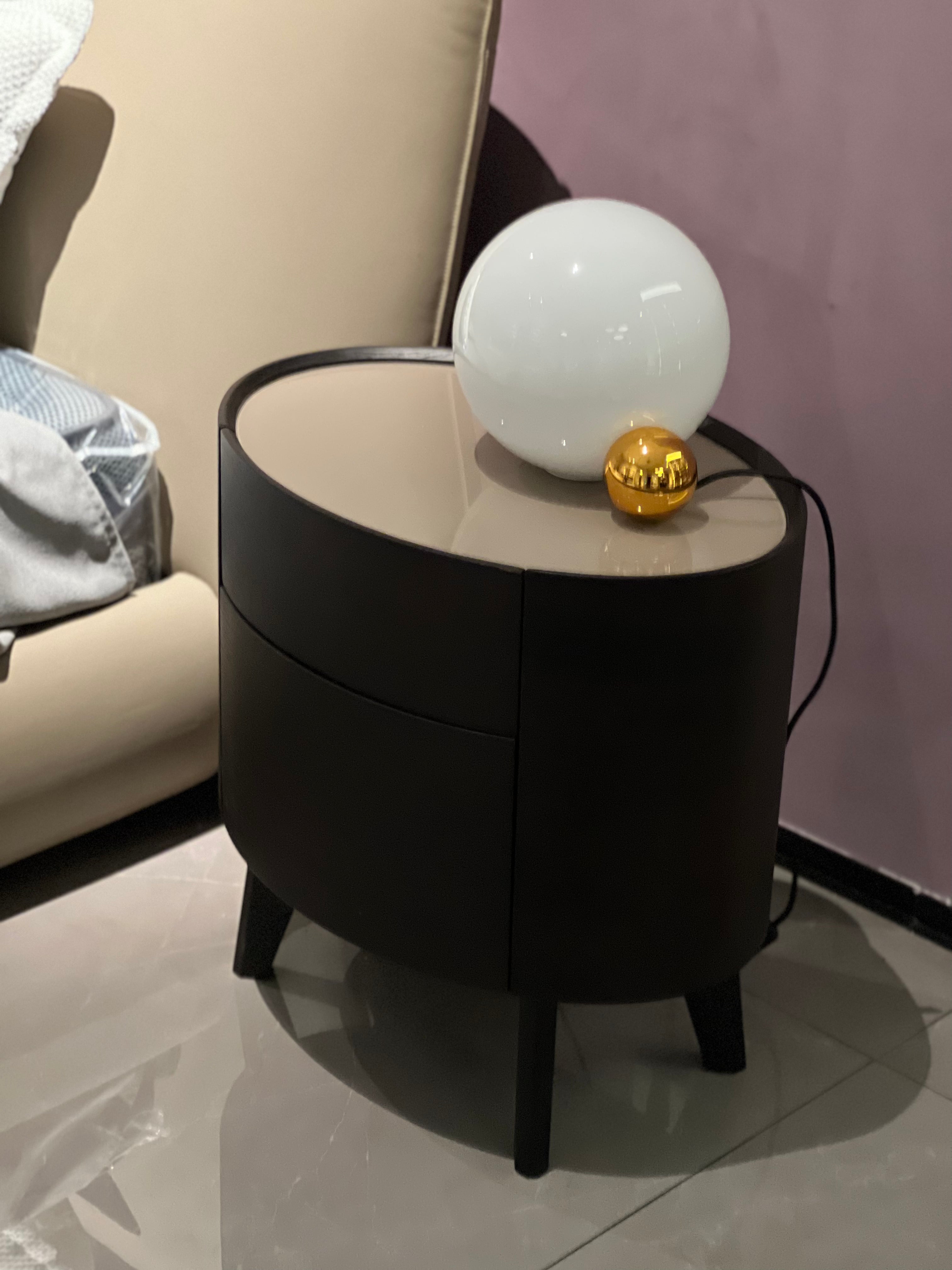 YM-B28 Minimalism Bedside table