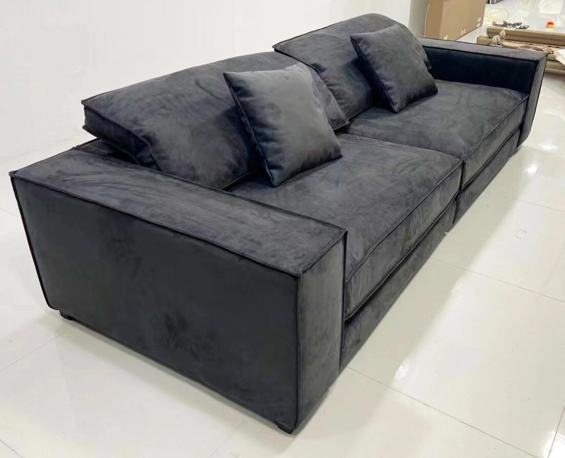 2251B Sofa