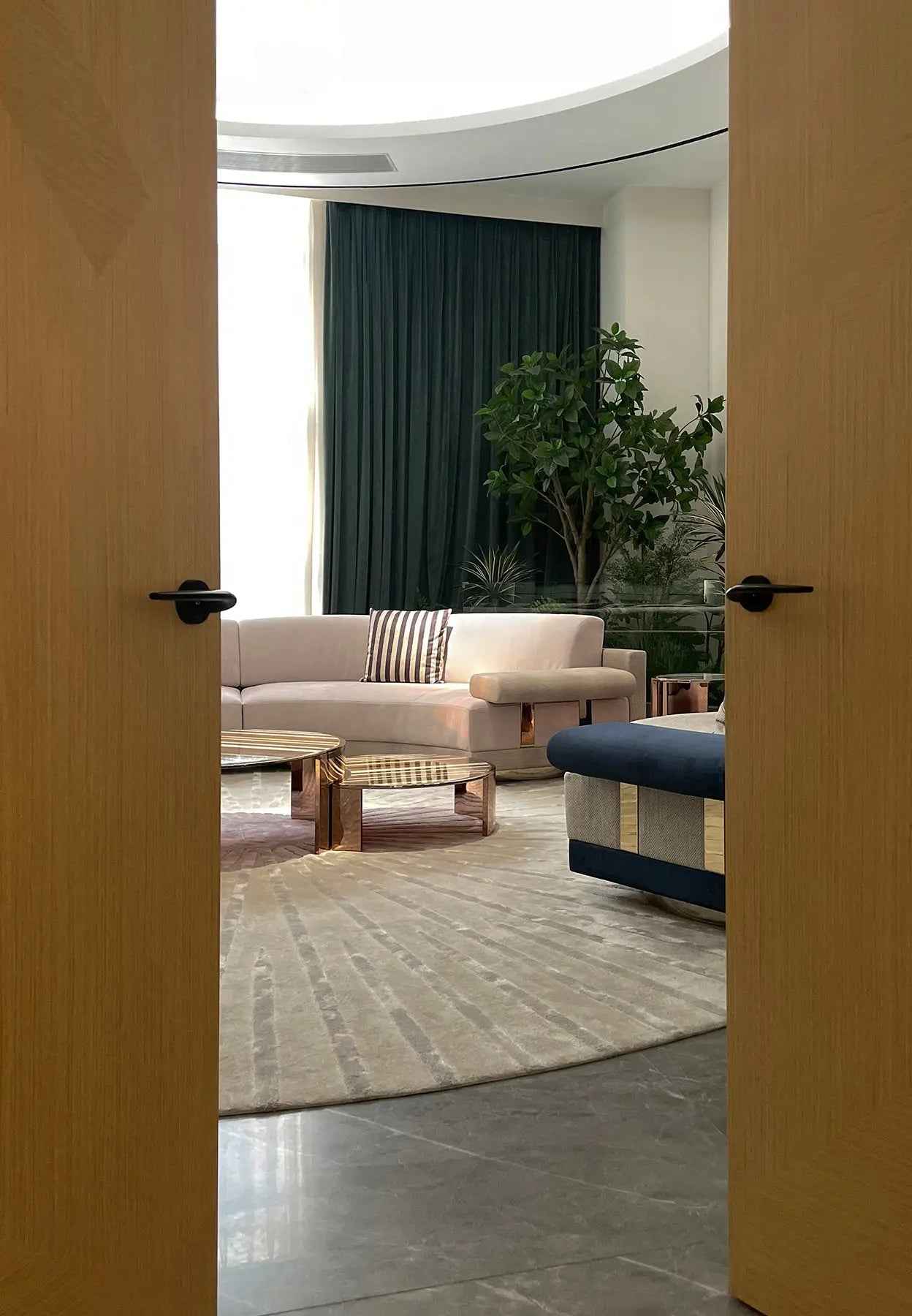 Contemporary Living Room Sofa: Comfort and Style Redefined WH306SF7B Right/left sofa B type