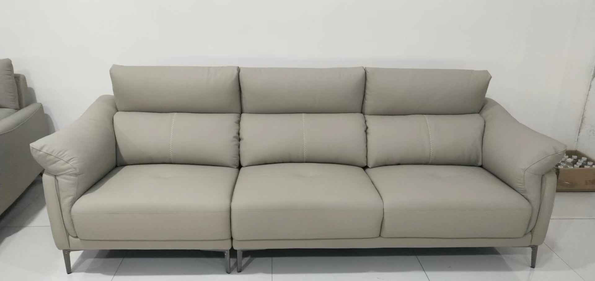 CB3521 Sofa