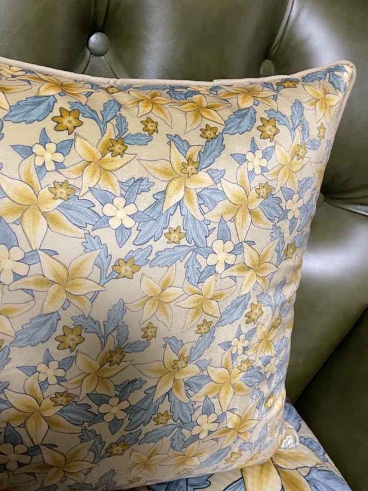 French Throw pillow cushion light luxury headrest car waist pillow