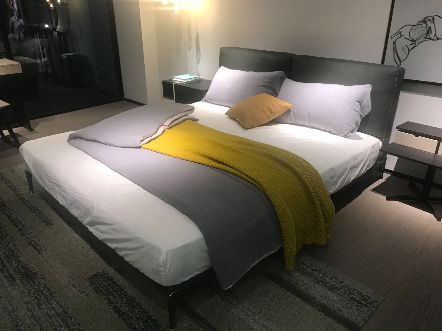 Chic Modern KB-VVCASA-BED-VX3-2060-1 Bed