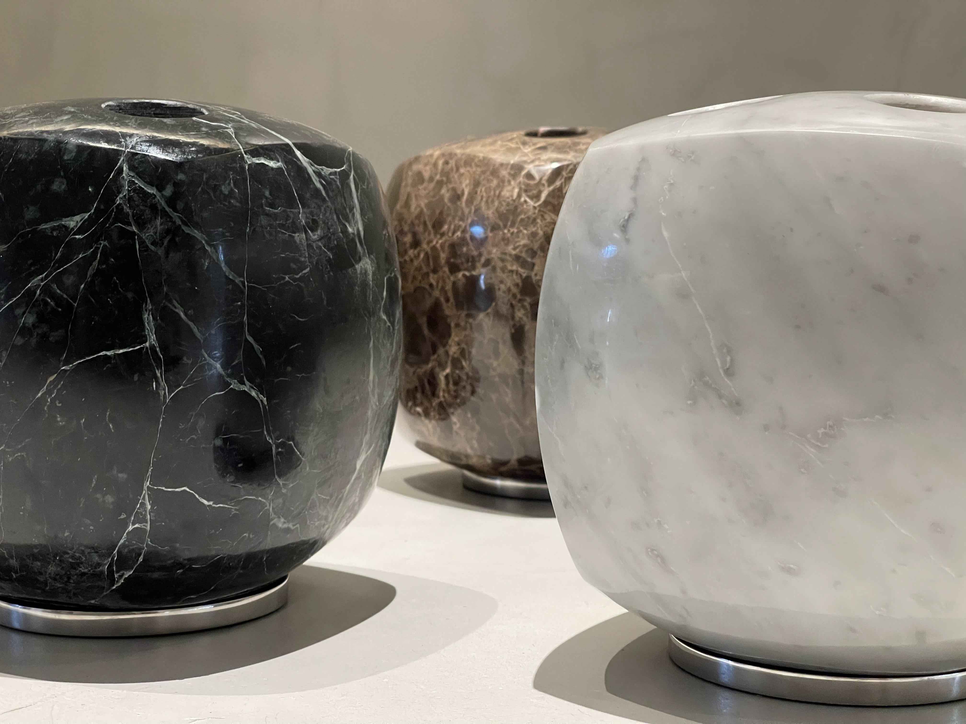 CRYSTAL GLASS POOL TABLE