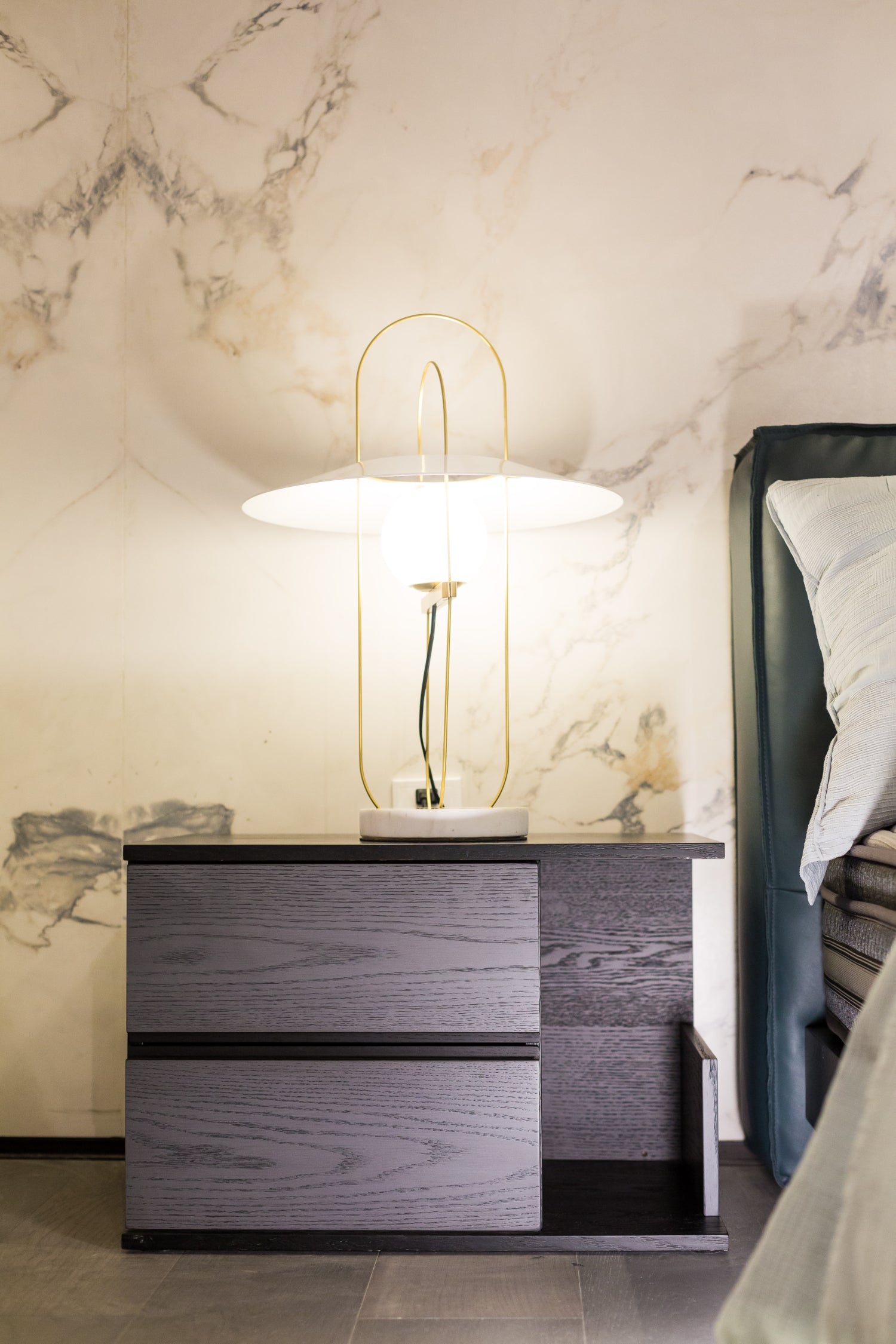 HX-1801-4 bedside table