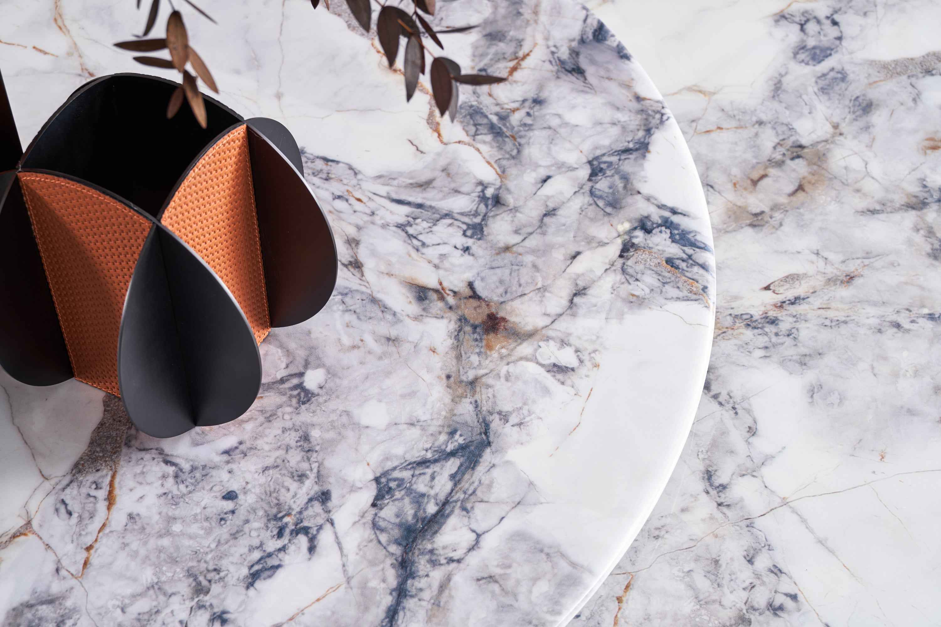 Italian minimalist color stone Platinum diamond marble Valgin marble gold powder Pandora marble Blue crystal marble long dining table DA3-050-5 DA3-050-6 Round dining table