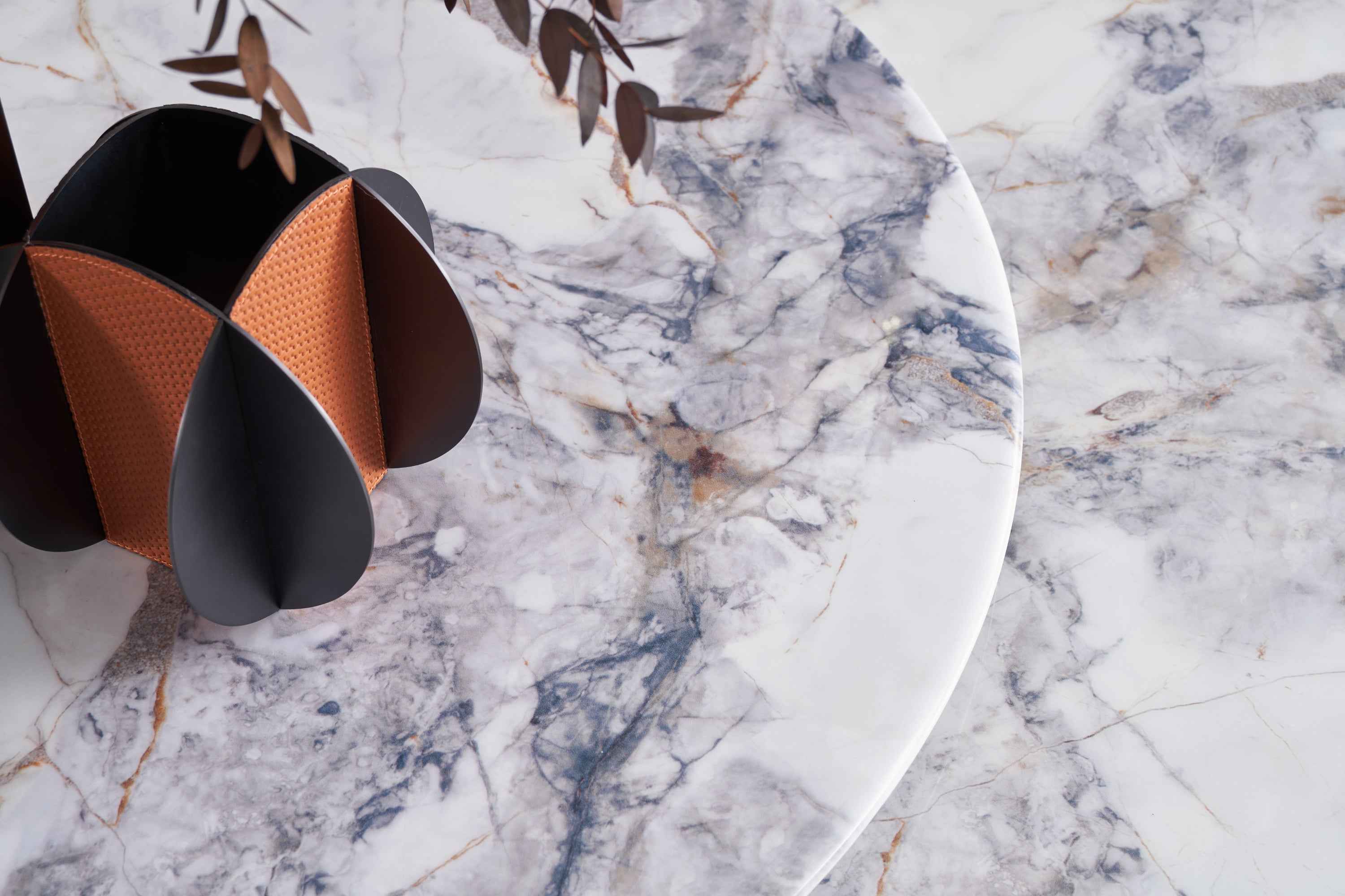 Italian minimalist color stone Platinum diamond marble Valgin marble gold powder Pandora marble Blue crystal marble long dining table DA3-050-5 DA3-050-6 Round dining table