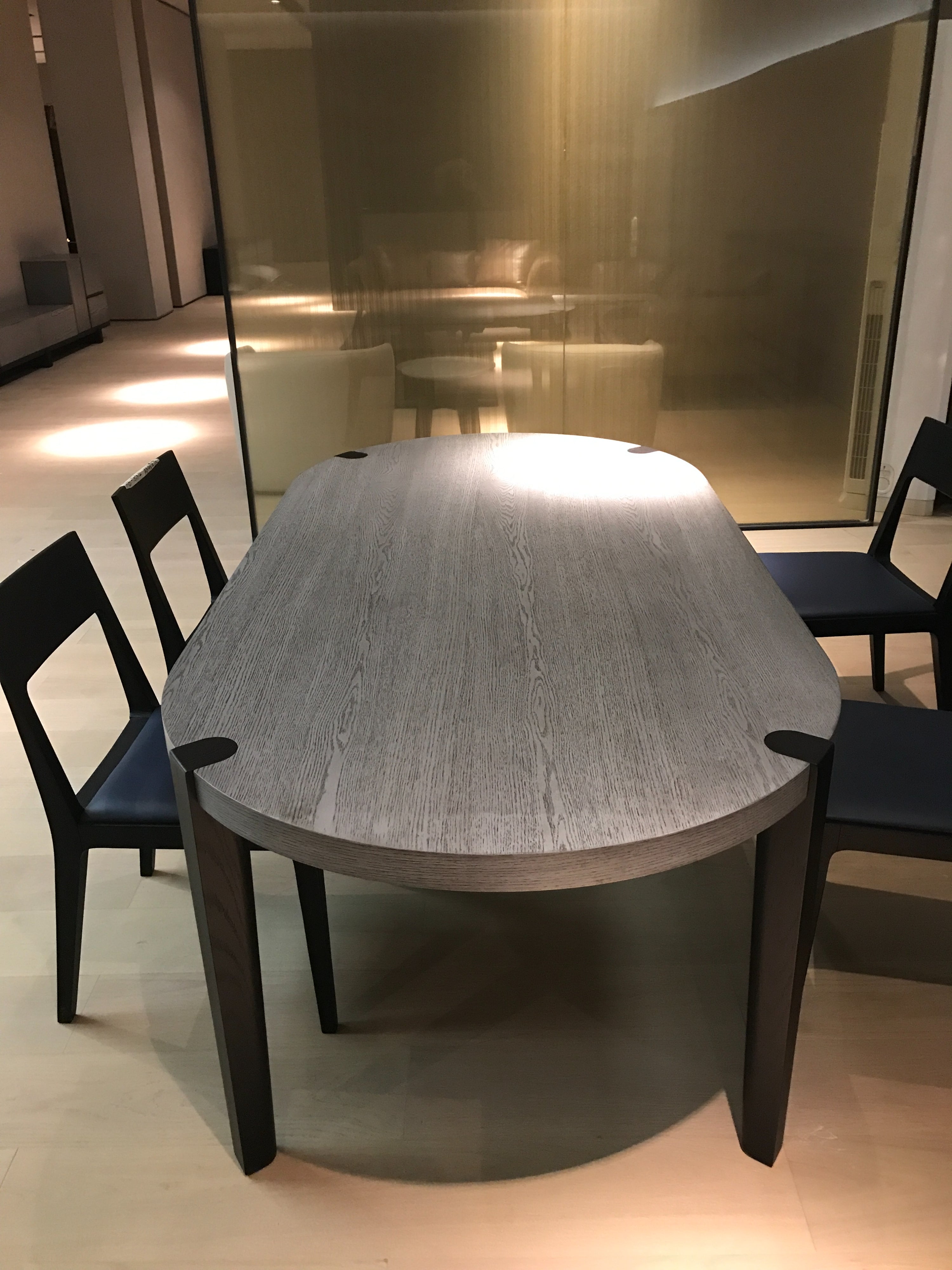 HA-1803-1 Dining table VV