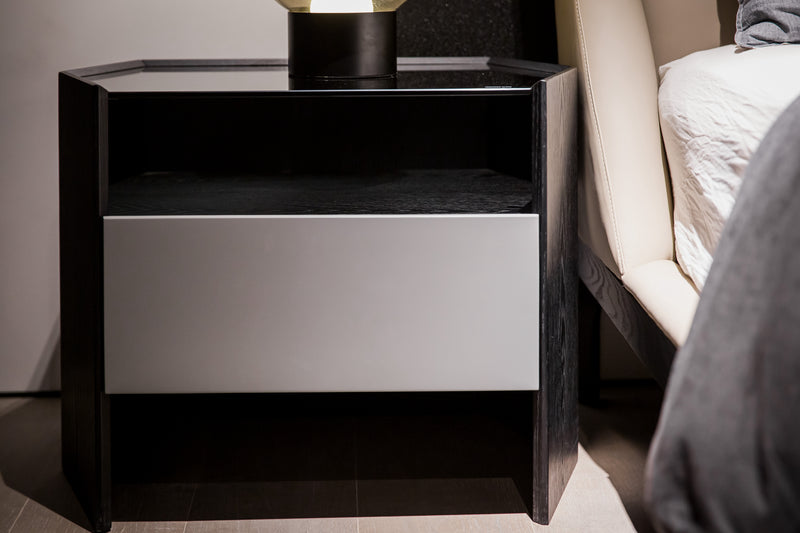 Contemporary Black HX5-1695-2 Bedside Table