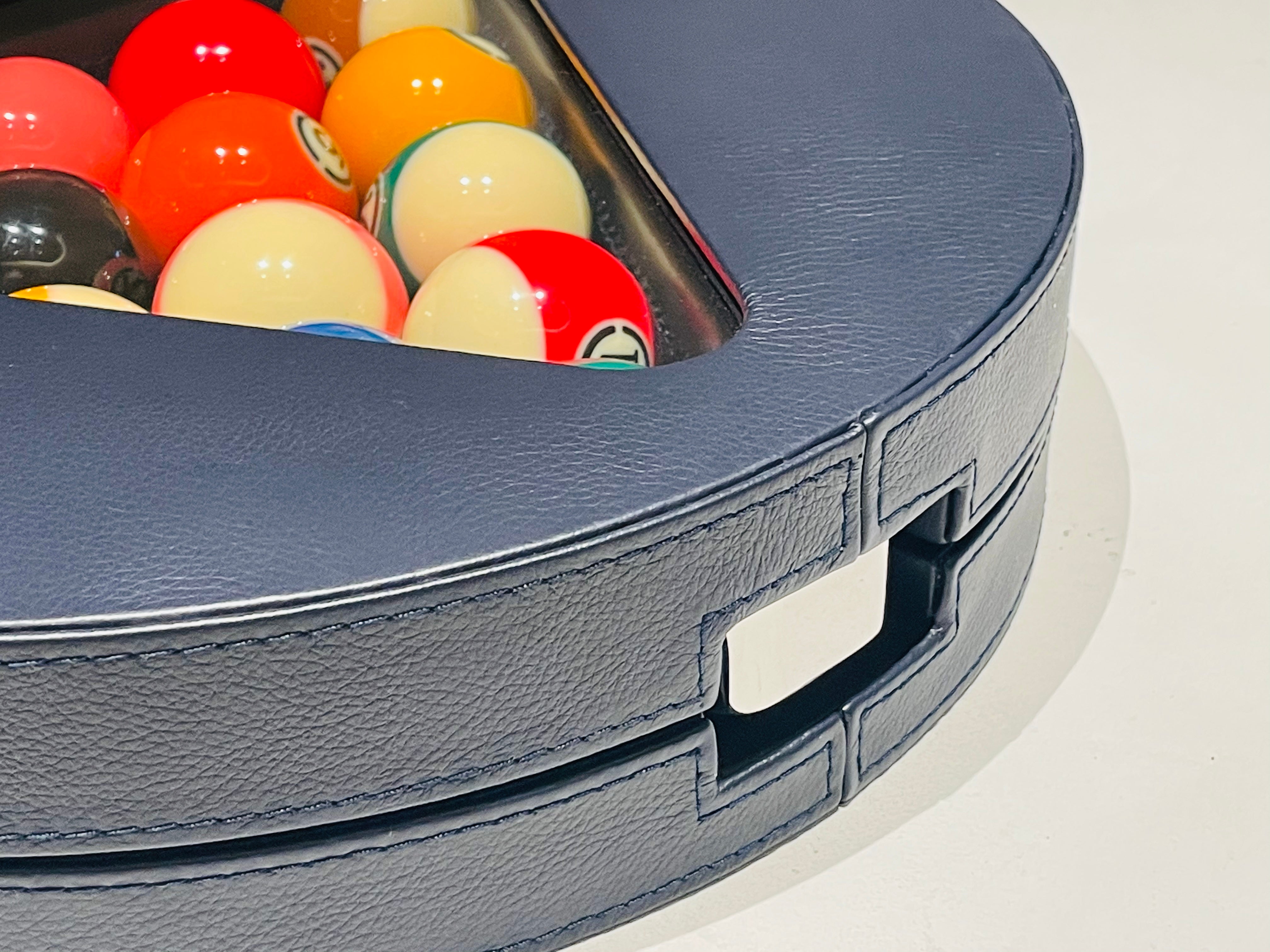 Leather ball disc pool table