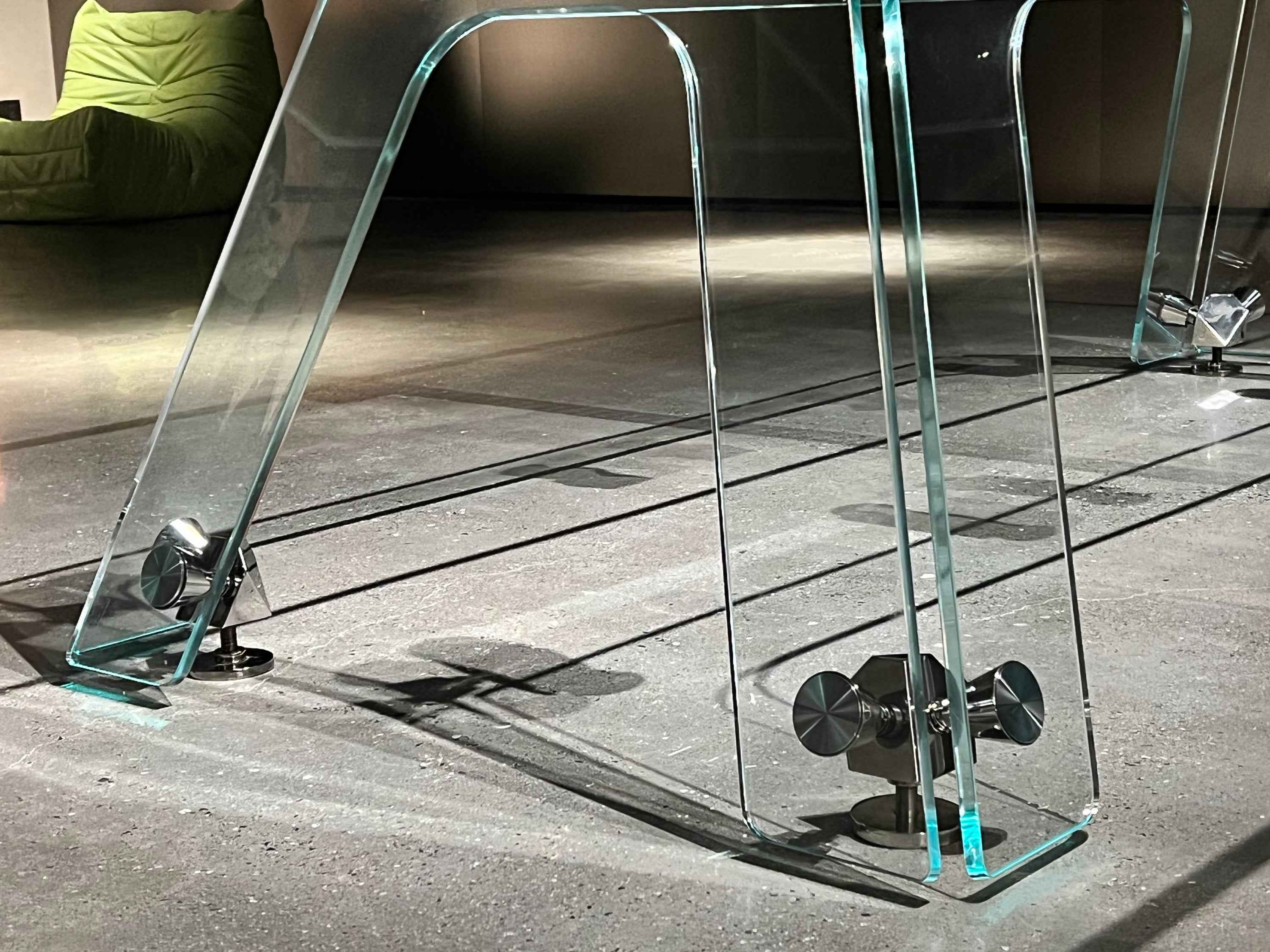GLASS PING-PONG TABLE