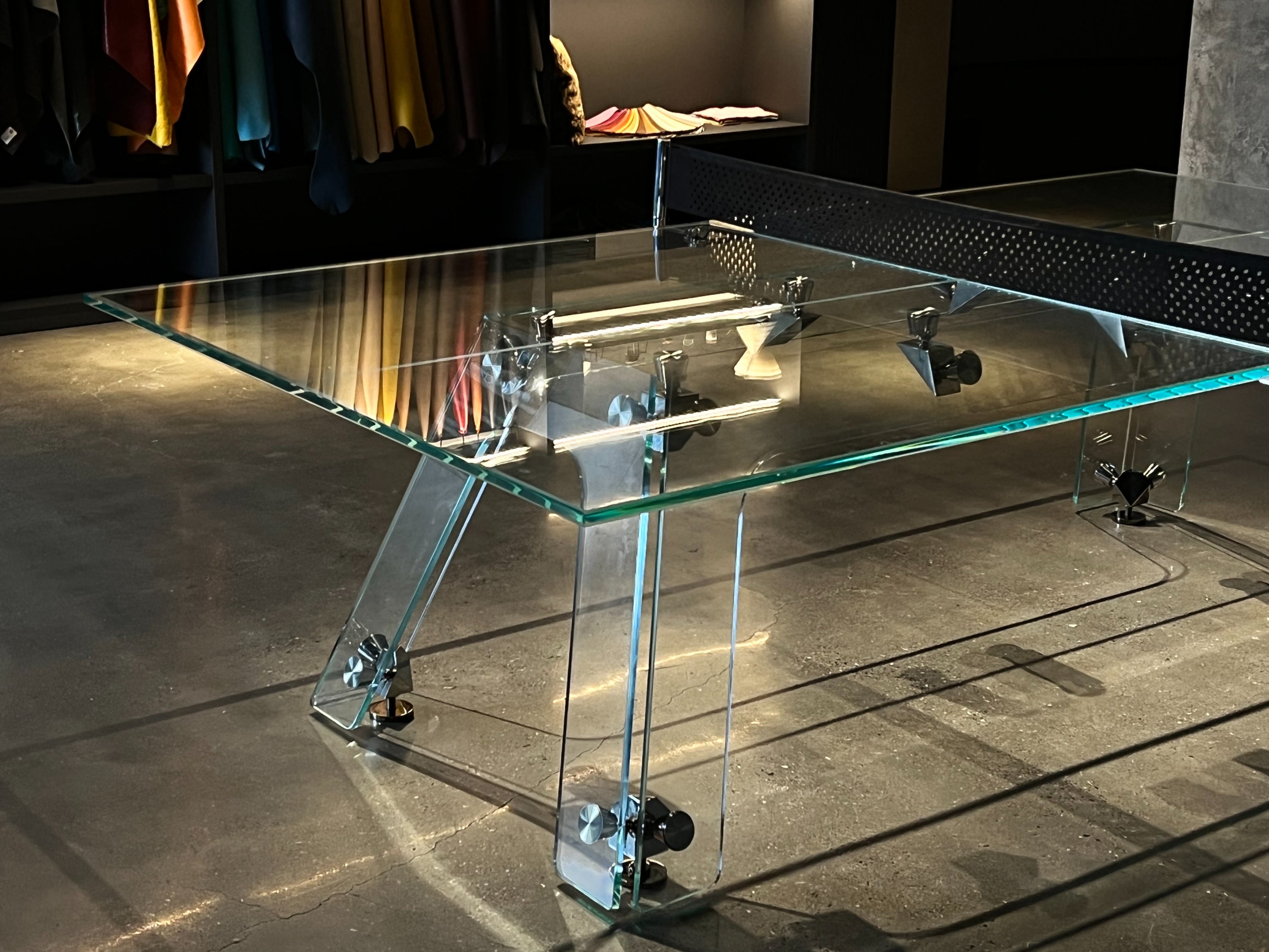 GLASS PING-PONG TABLE chiuchiufurniture