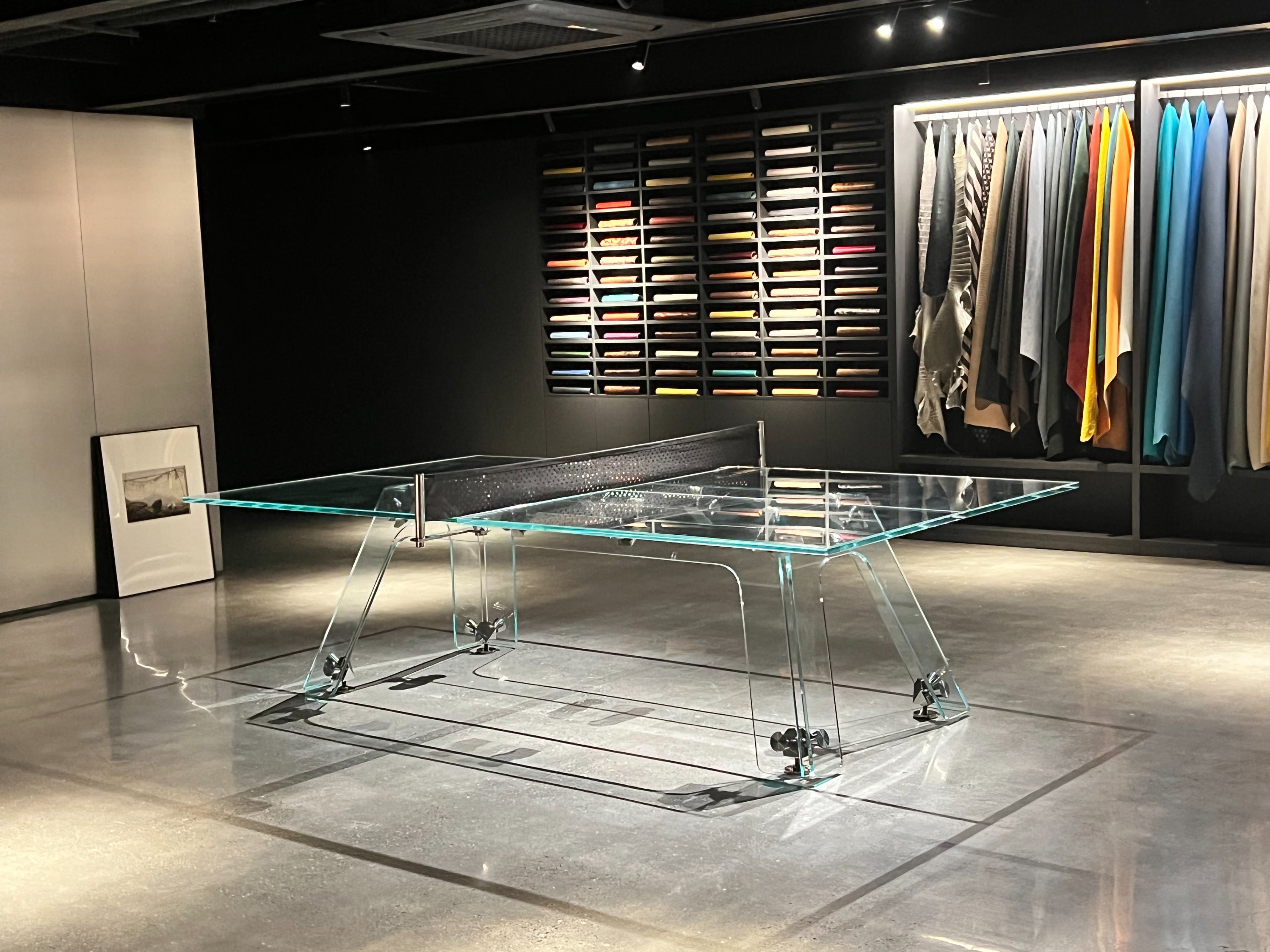 GLASS PING-PONG TABLE chiuchiufurniture