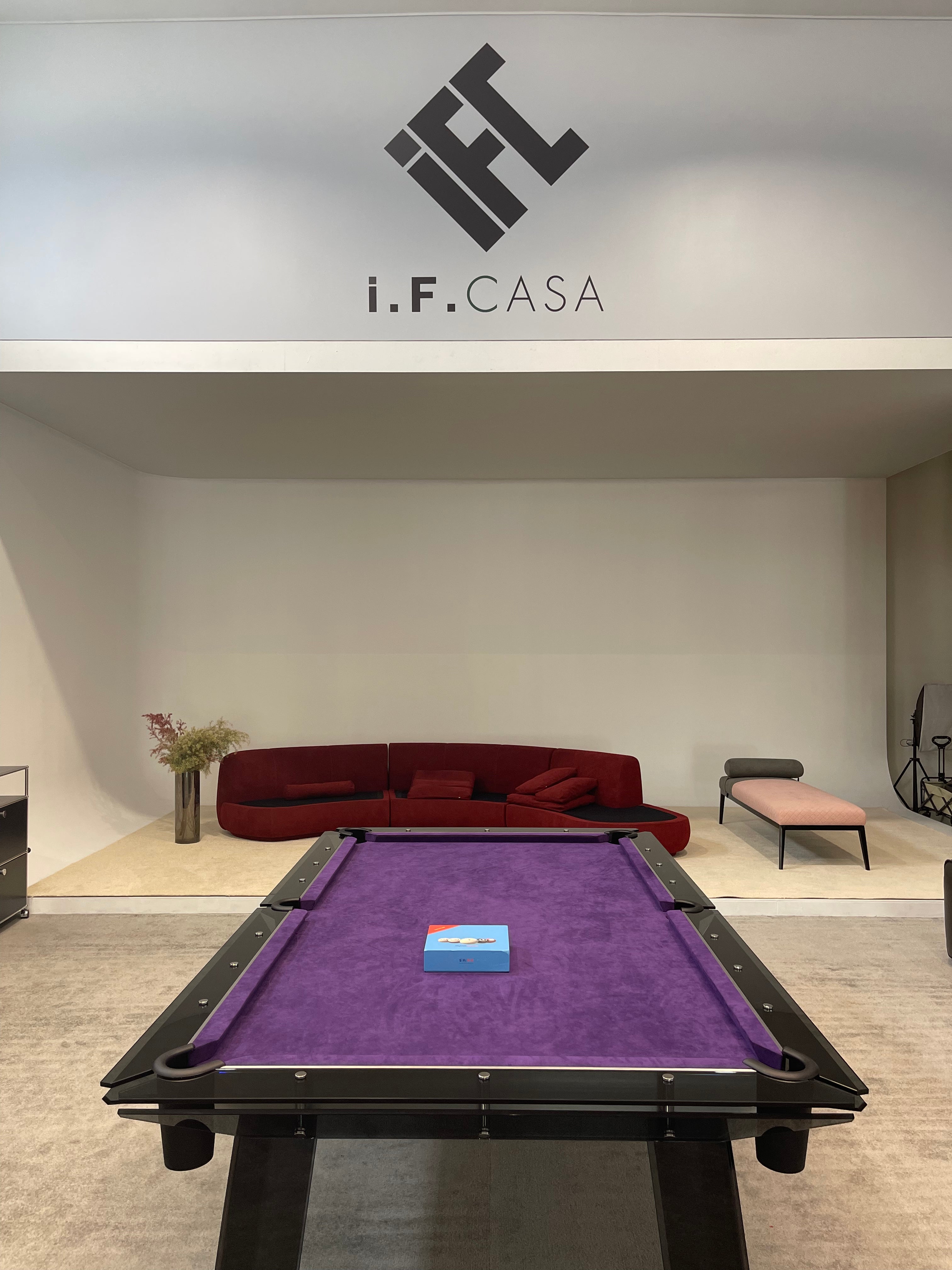 CRYSTAL GLASS POOL TABLE Entertainment Furniture