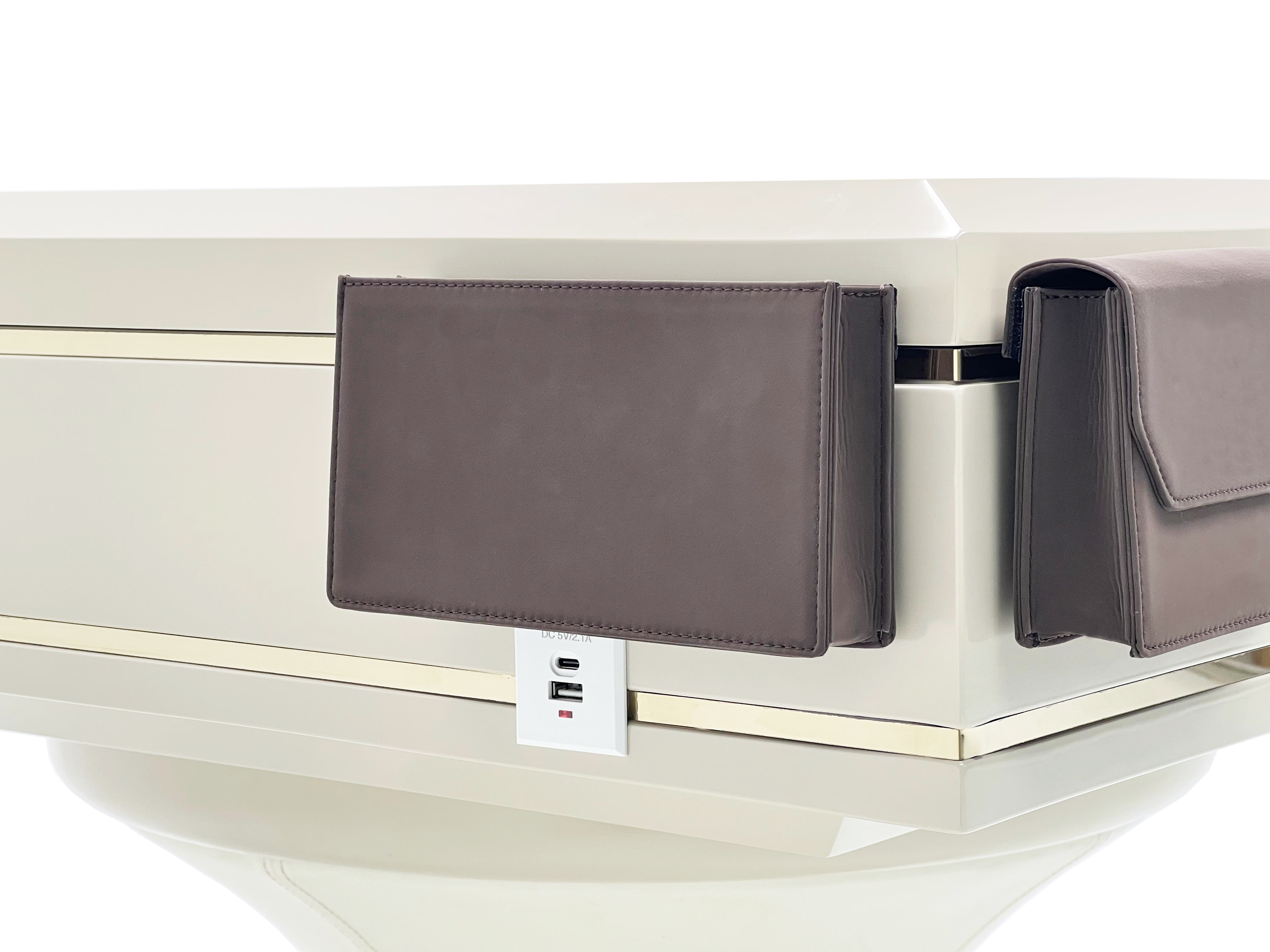 Mahjong table Supporting back chair