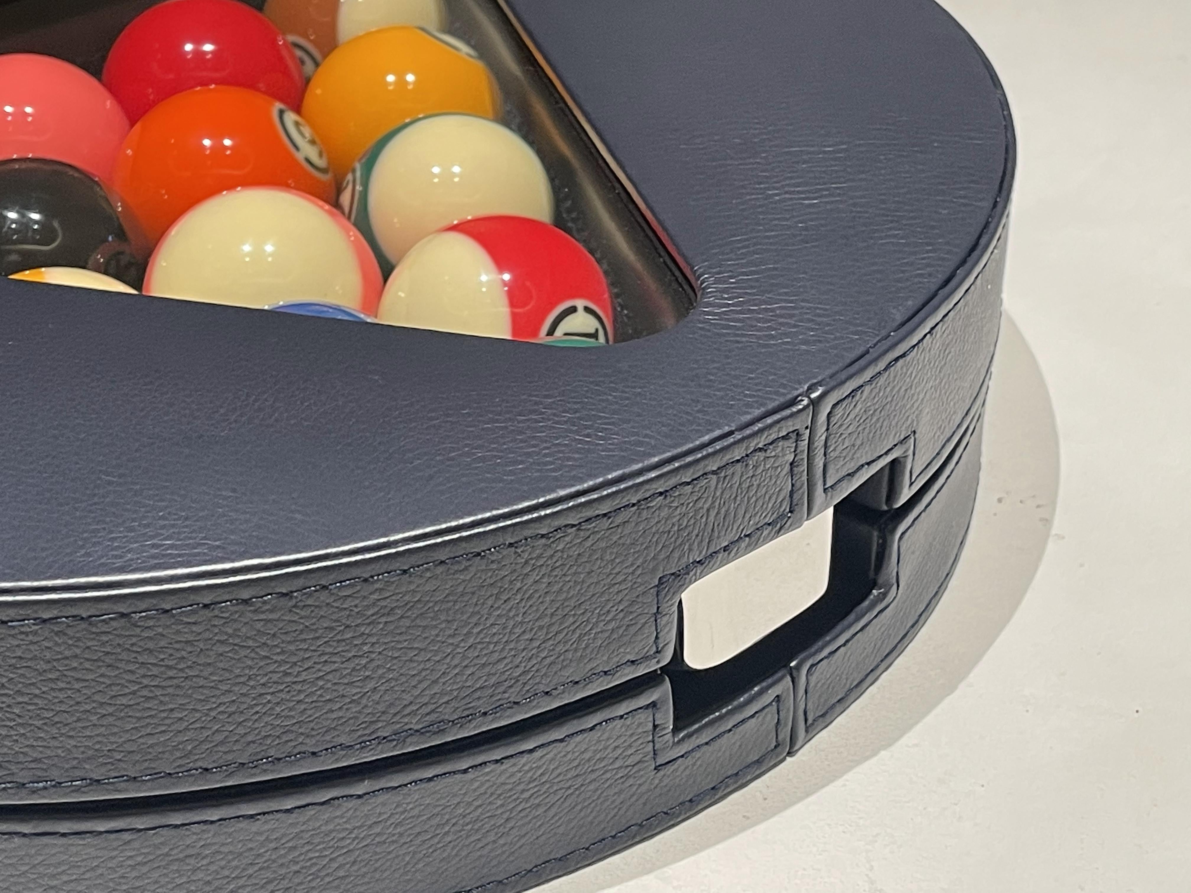 CRYSTAL GLASS POOL TABLE